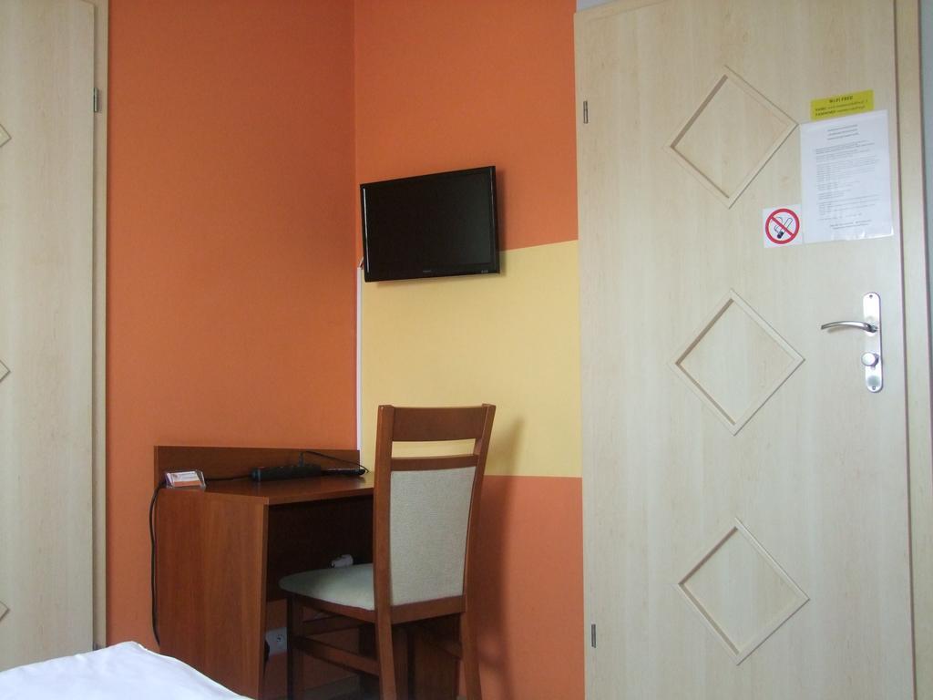 Warnenczyka 85A Bezplatny Parking, Faktura, Prywatna Lazienka, Klimatyzacja Rzeszów Exterior foto